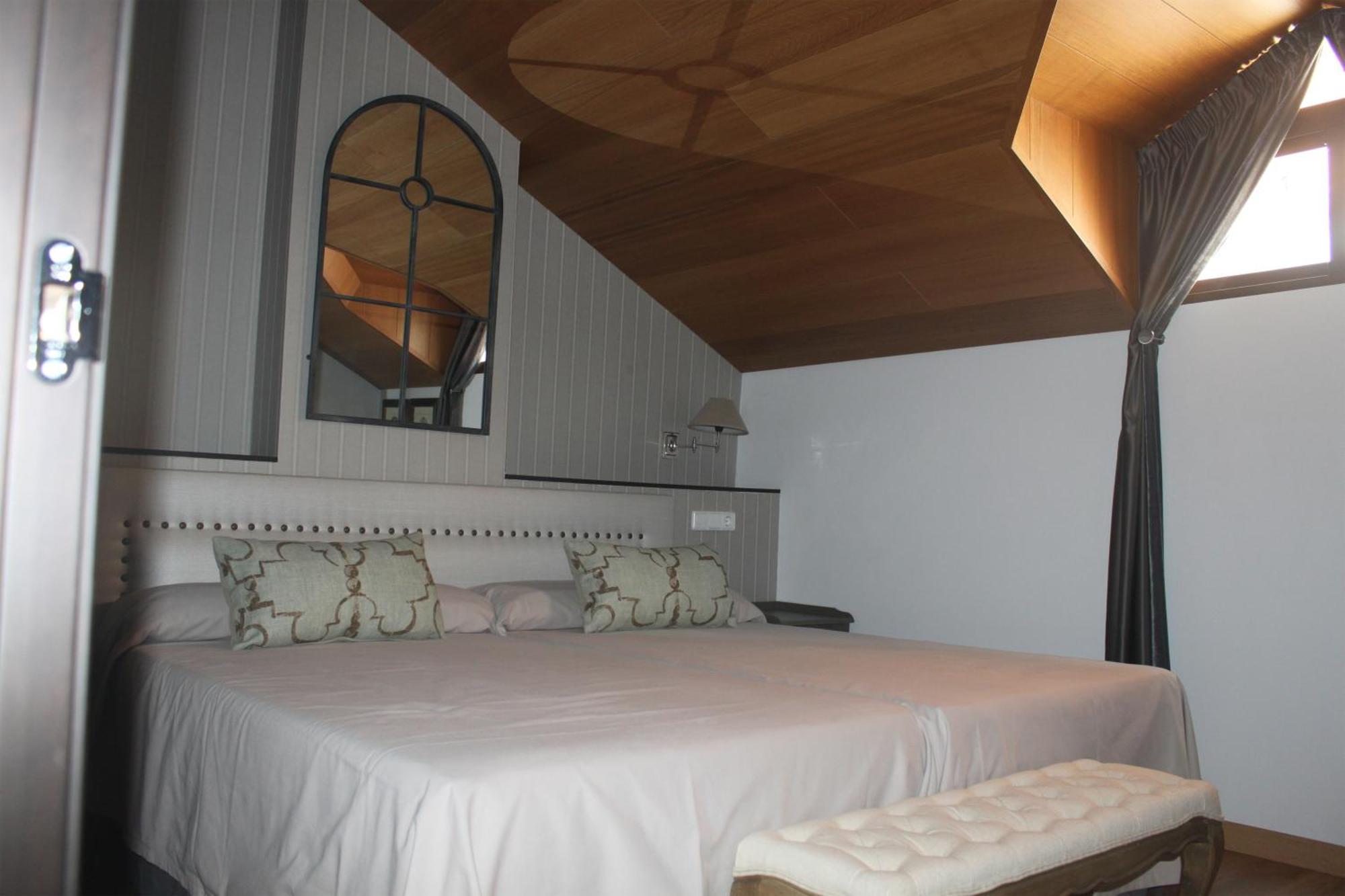 Hotel Villa Maria Cabra Eksteriør billede