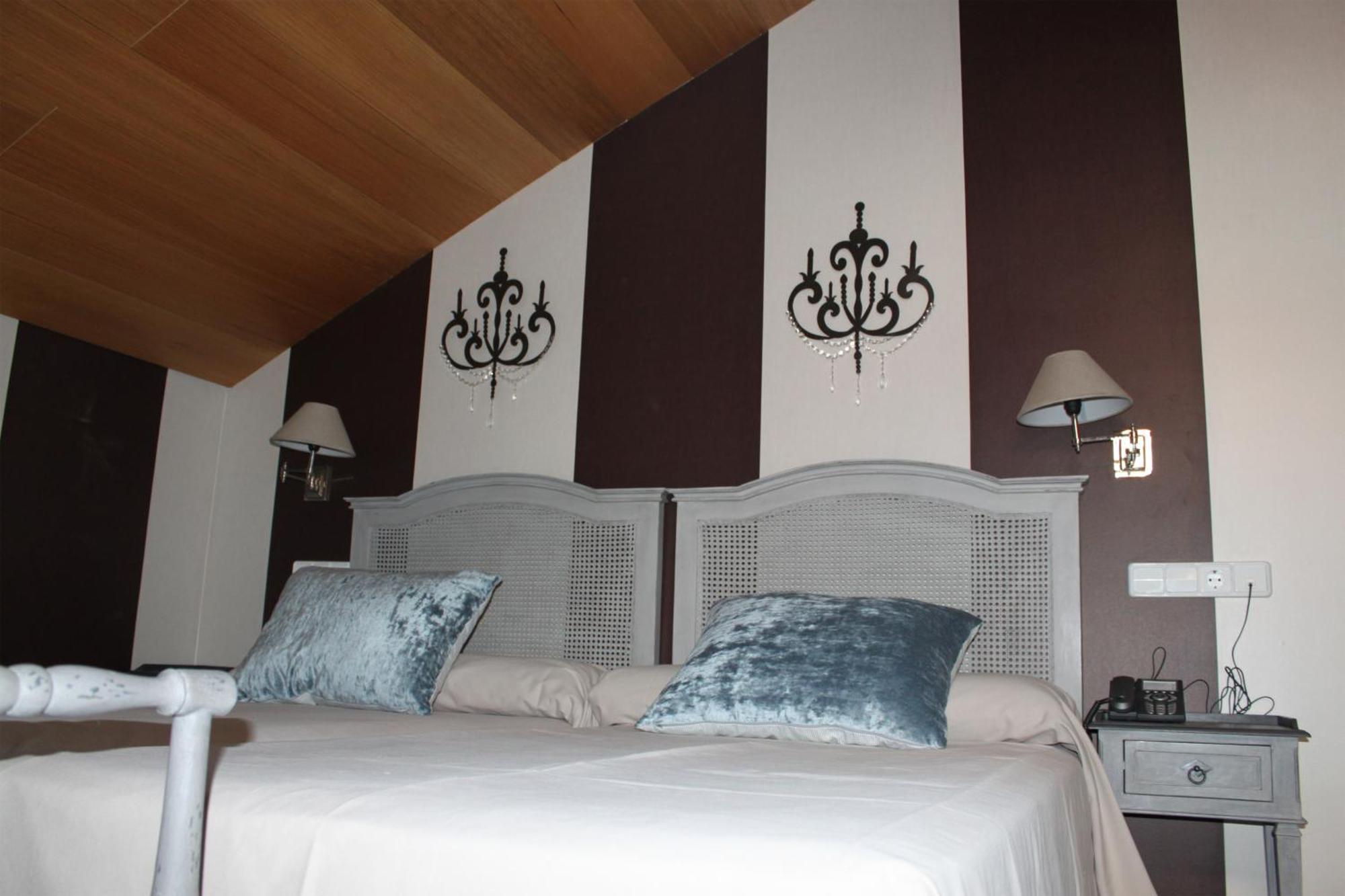 Hotel Villa Maria Cabra Eksteriør billede